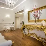 Relais Twelve 4*